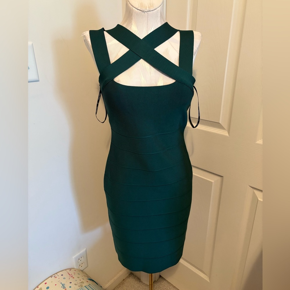 Herve Leger dress NWT $690 size Medium green/elm